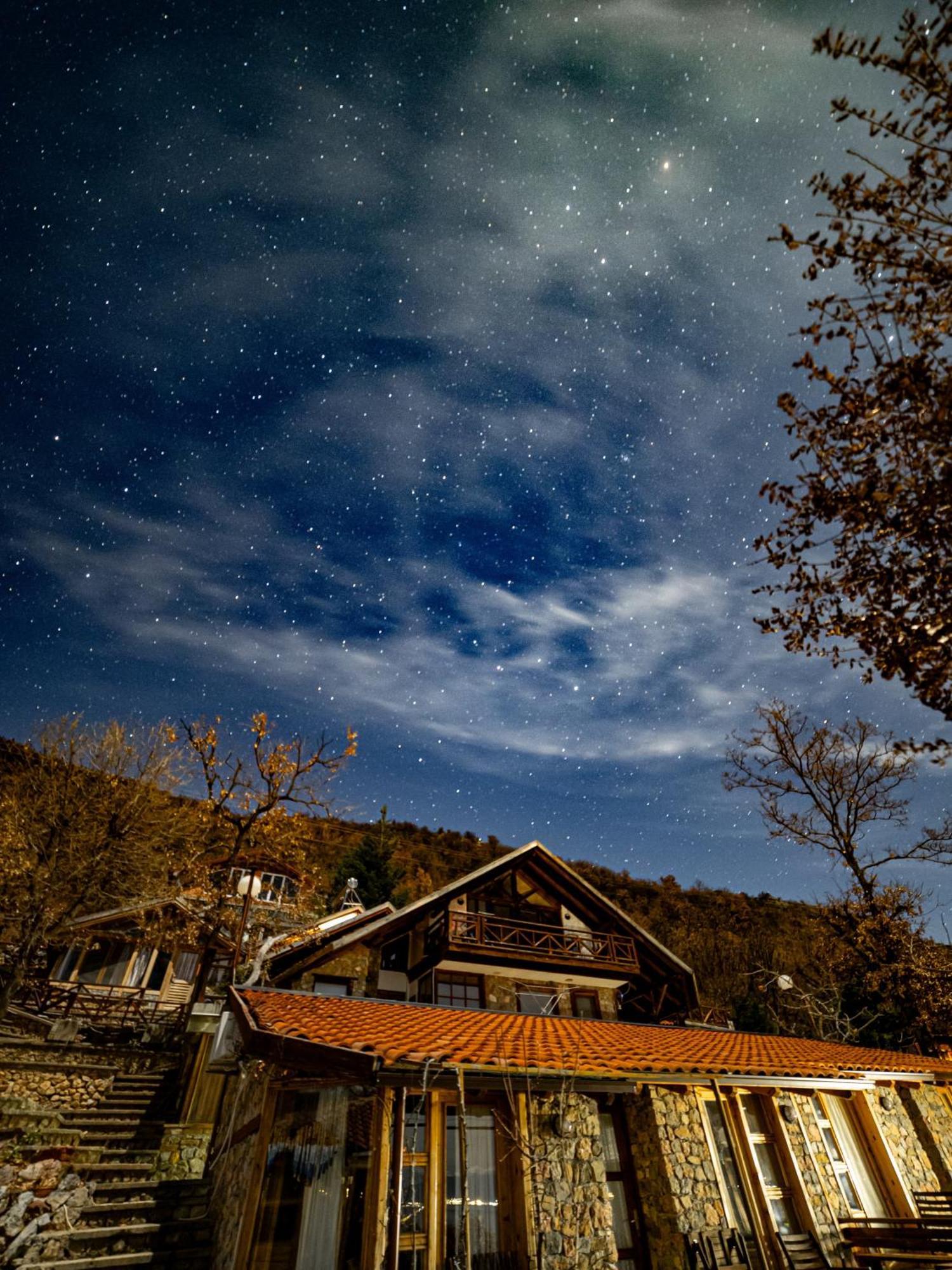 Robinson Sunset Guest House Lagadin Exterior photo