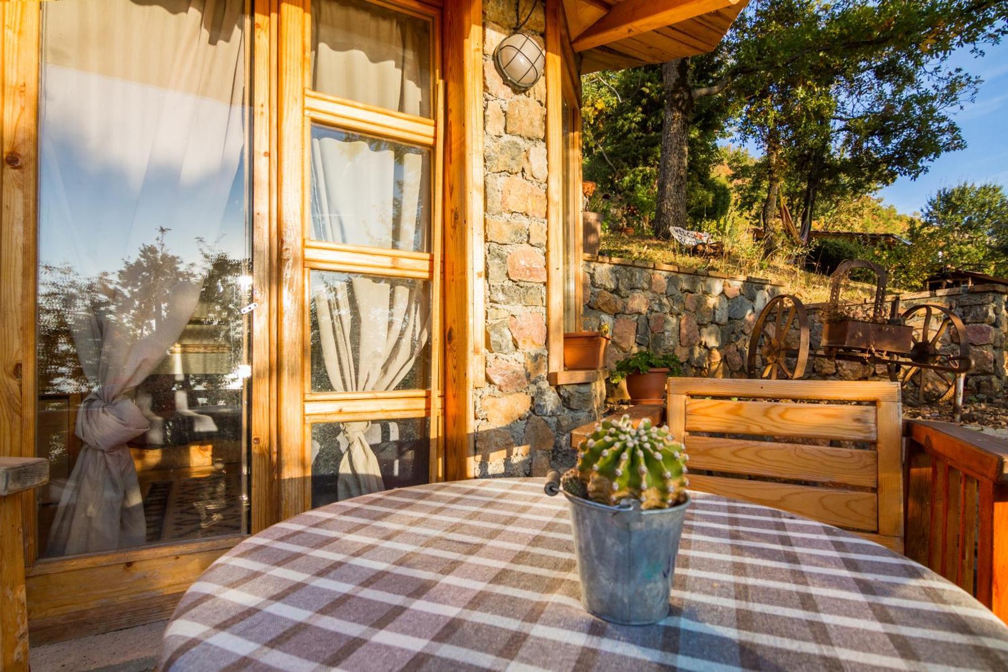Robinson Sunset Guest House Lagadin Exterior photo