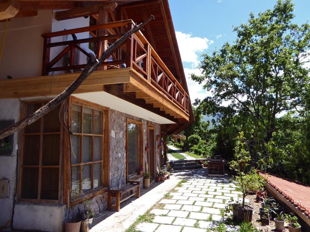 Robinson Sunset Guest House Lagadin Exterior photo